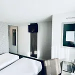 Restaurant Kyriad De 호텔 페론네