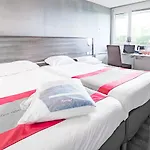 Restaurant Kyriad De 호텔 페론네