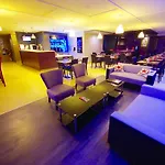 Hotel Hotel Restaurant Kyriad De Peronne