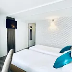 Hotel Restaurant Kyriad De Peronne 3*