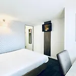 Hotel Hotel Restaurant Kyriad De Peronne 3*