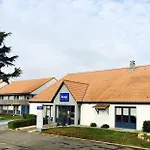 Hotel Hotel Restaurant Kyriad De Peronne
