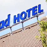 Hotel Restaurant Kyriad De Peronne Hotel 3*