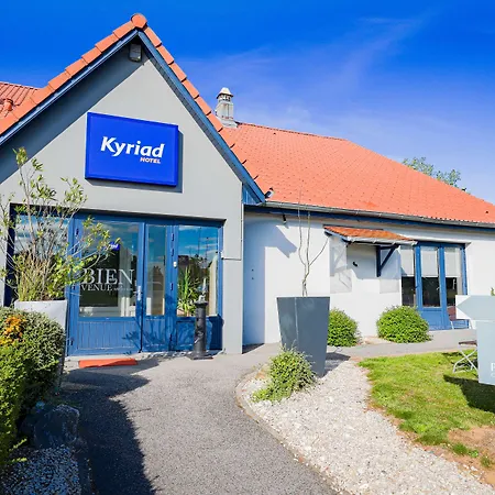 Restaurant Kyriad De 佩罗讷