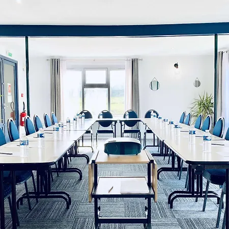 Restaurant Kyriad De Ξενοδοχείο