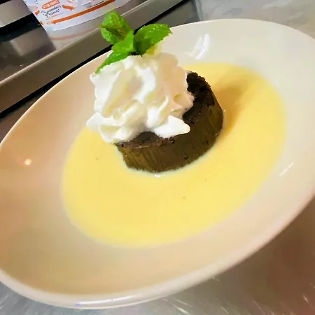 Ξενοδοχείο Restaurant Kyriad De 3*