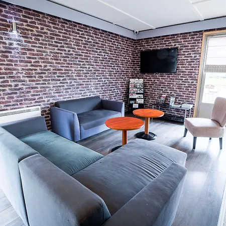 Restaurant Kyriad De Ξενοδοχείο