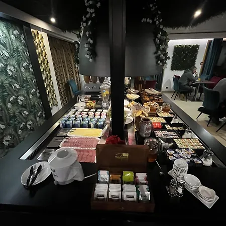 Restaurant Kyriad De 3* 페론네