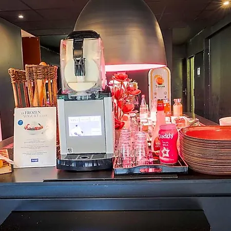 Hotel Hotel Restaurant Kyriad De Peronne