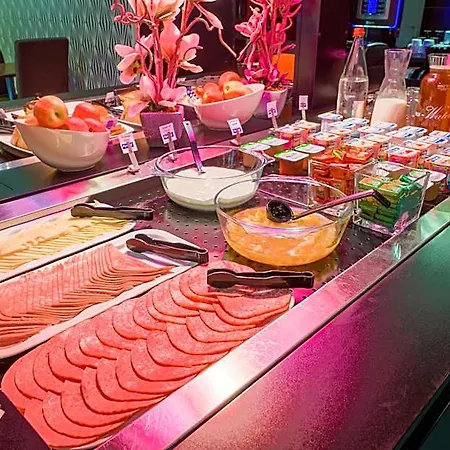 Hotel Hotel Restaurant Kyriad De Peronne