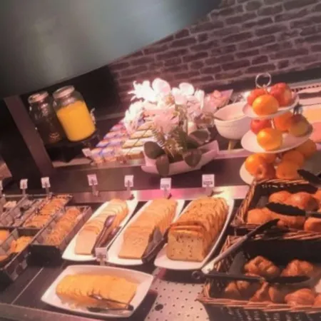 Restaurant Kyriad De 酒店 3*