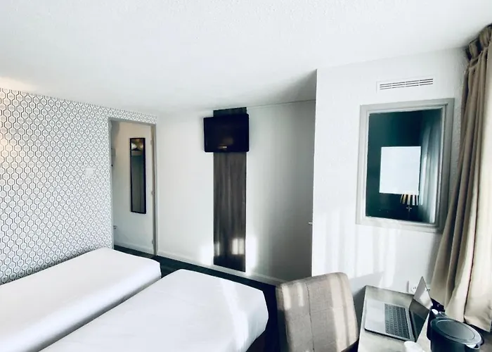 Hotel Restaurant Kyriad De Peronne Hotel Peronne (Somme)