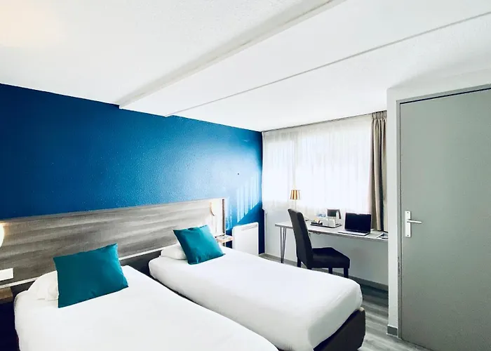 Hotel Hotel Restaurant Kyriad De Peronne 3*