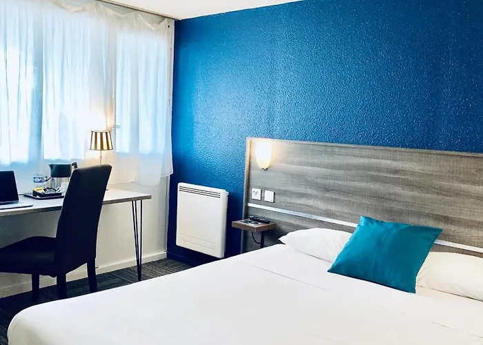 Restaurant Kyriad De Ξενοδοχείο 3*