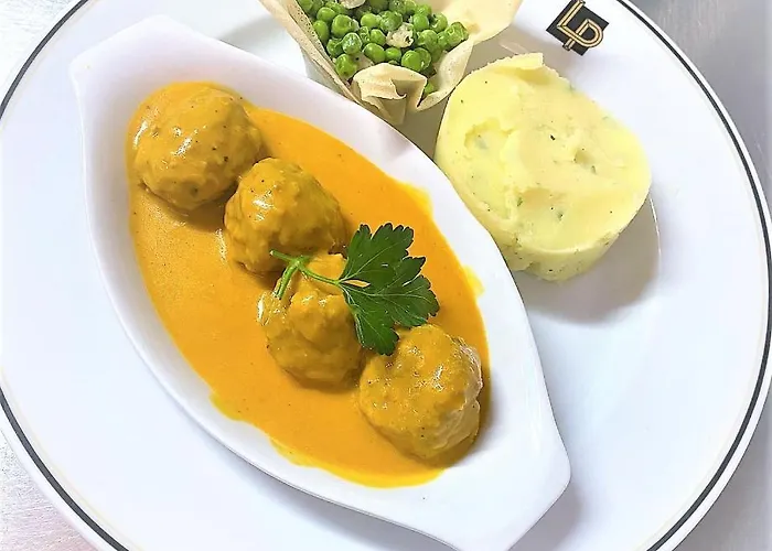 Hotel Restaurant Kyriad De Peronne 3*