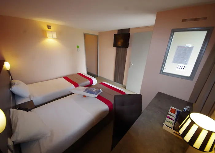 Hotel Restaurant Kyriad De Peronne Peronne (Somme)