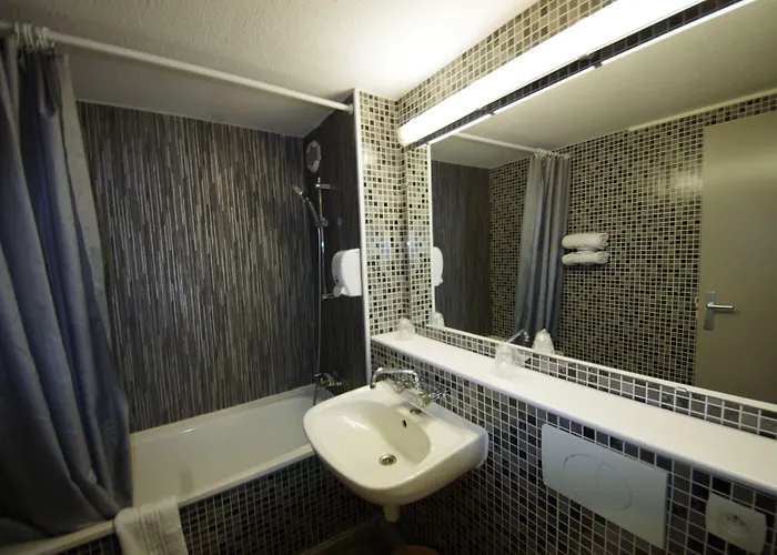 Ξενοδοχείο Restaurant Kyriad De Péronne