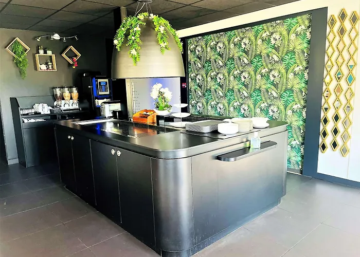 Restaurant Kyriad De Péronne