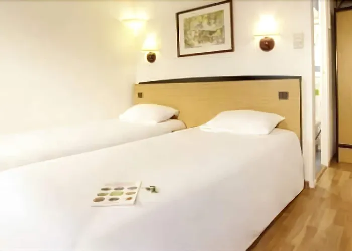 Hotel Restaurant Kyriad De Peronne Peronne (Somme)