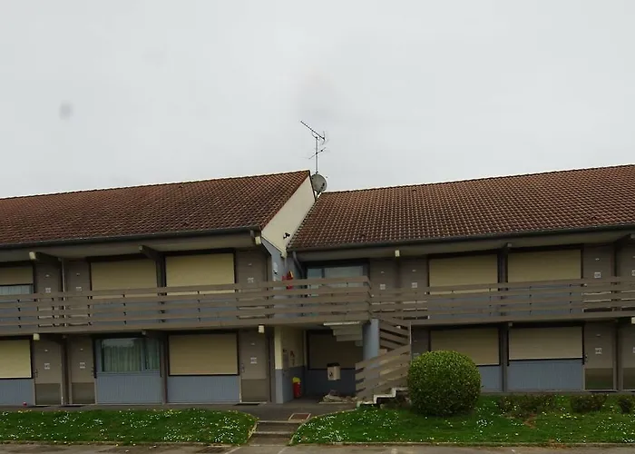 Hotel Restaurant Kyriad De Peronne Hotel