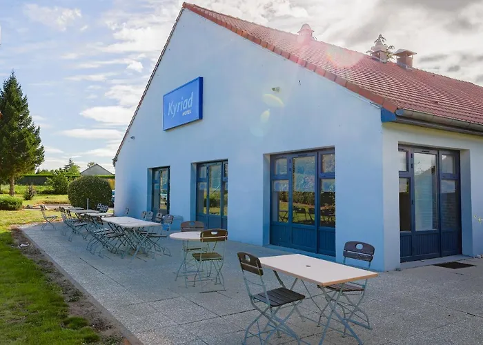 Hotel Hotel Restaurant Kyriad De Peronne 3*